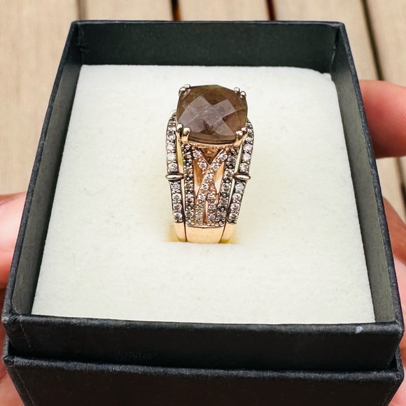 14kt. STRAWBERRY GOLD LEVIAN RING - Picture 9 of 10